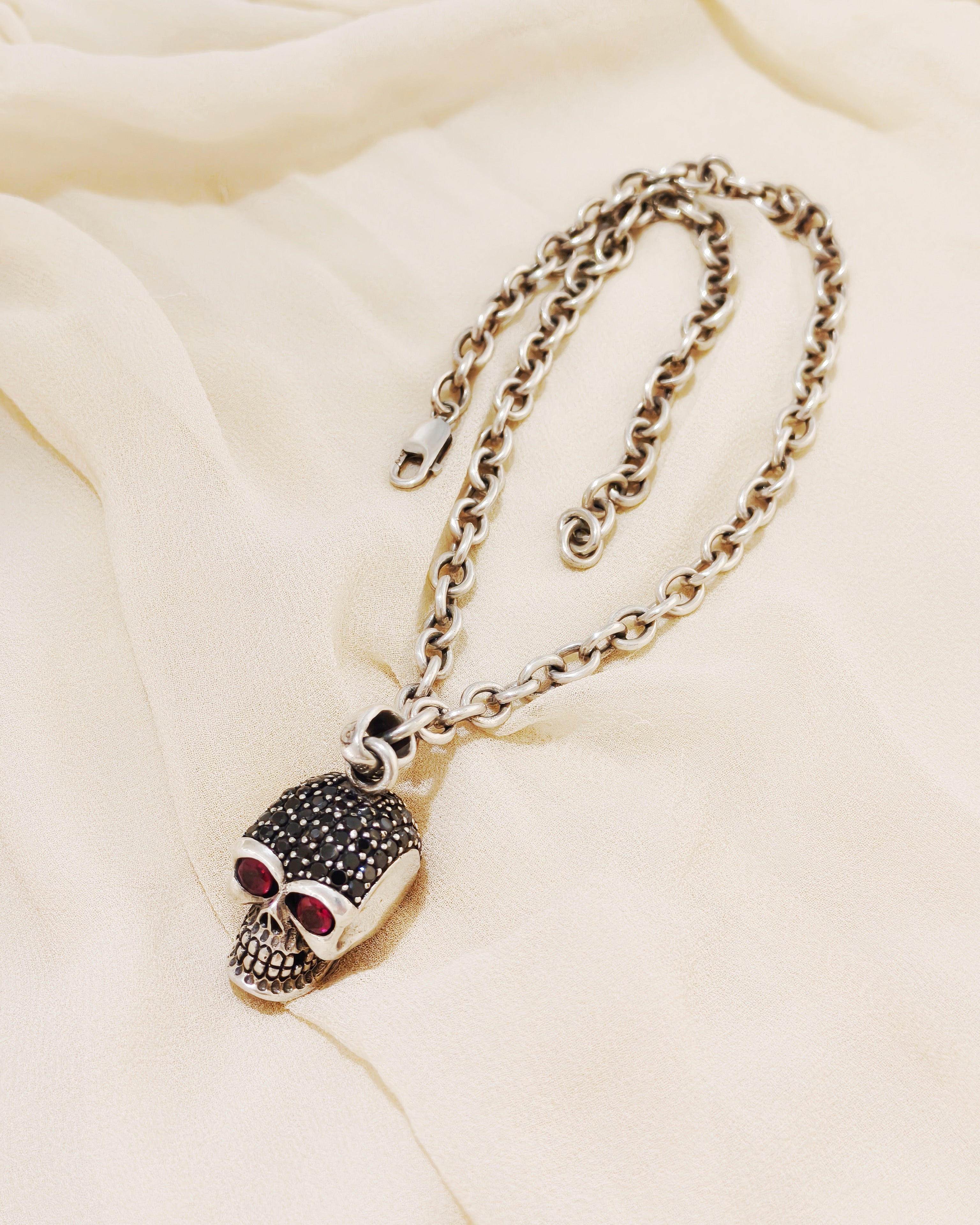 Sterling Silver Skull Pendant Necklace