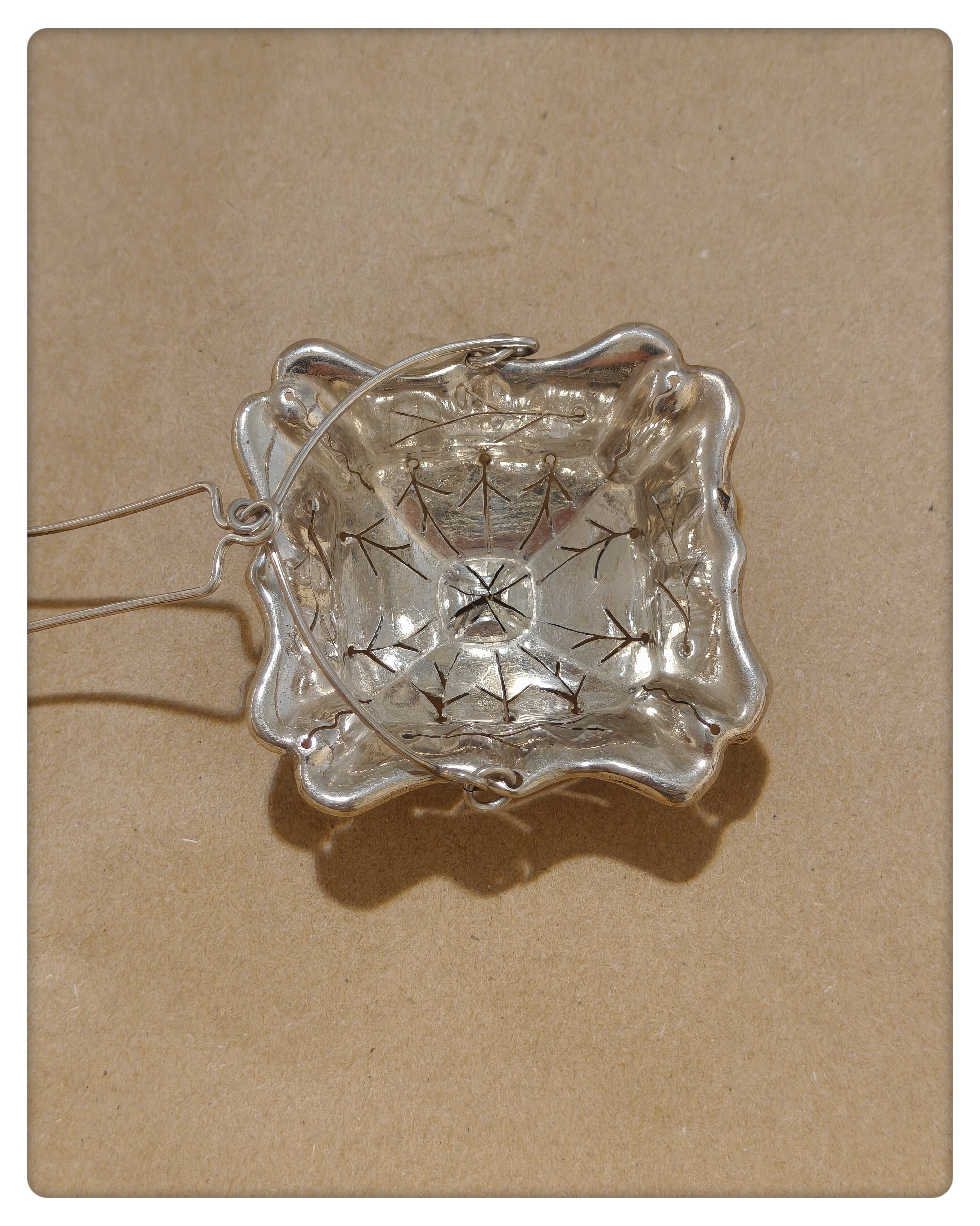 French 950 Silver Tea Strainer