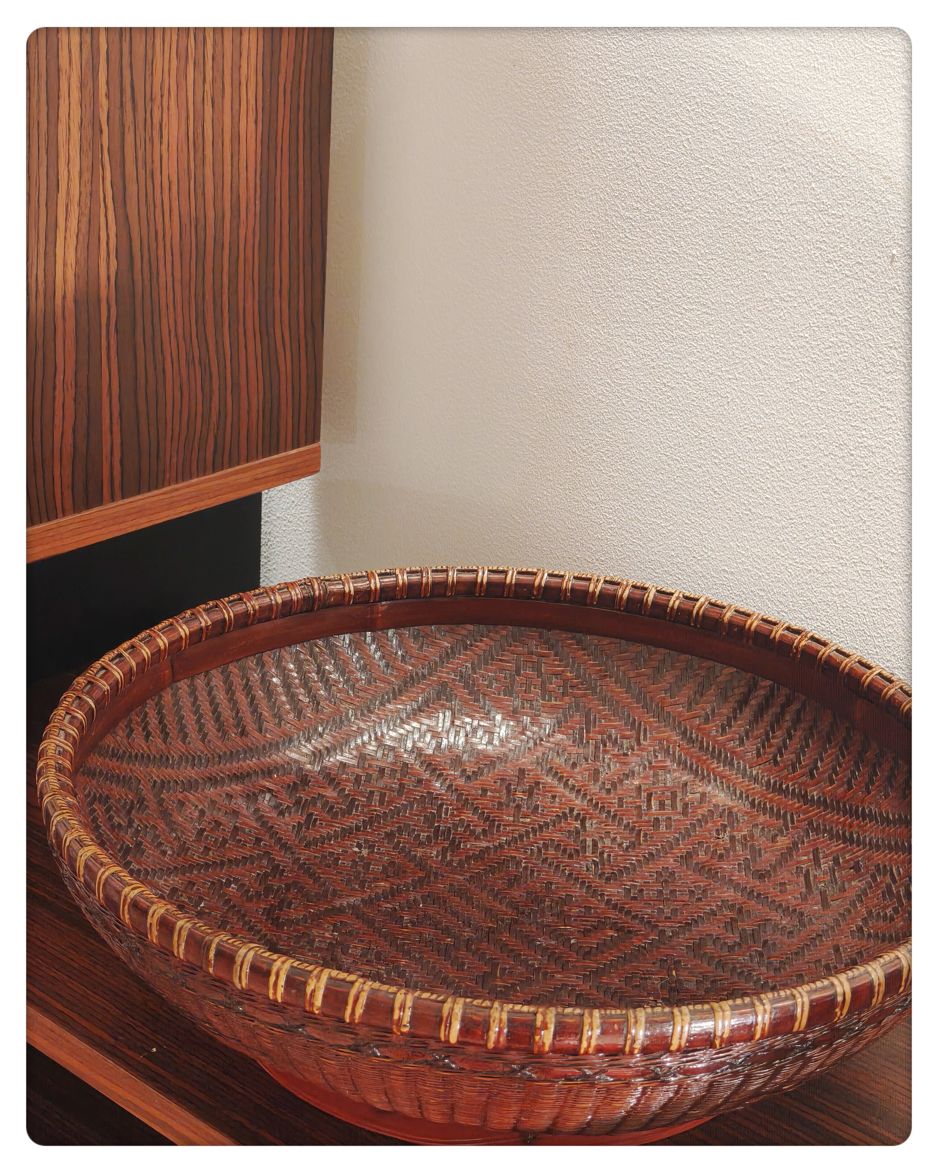 Chinese Traditional Woven Fruit Basket 1