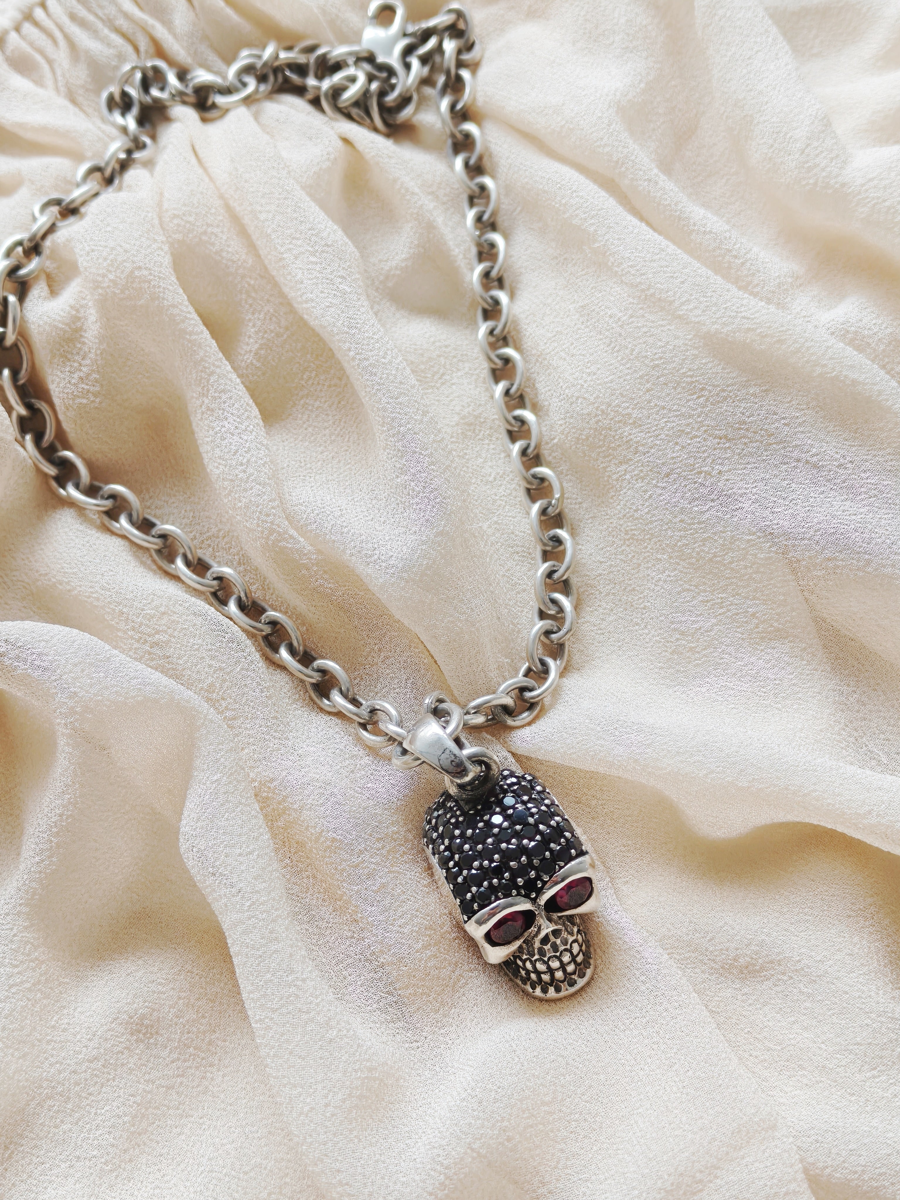 Sterling Silver Skull Pendant Necklace