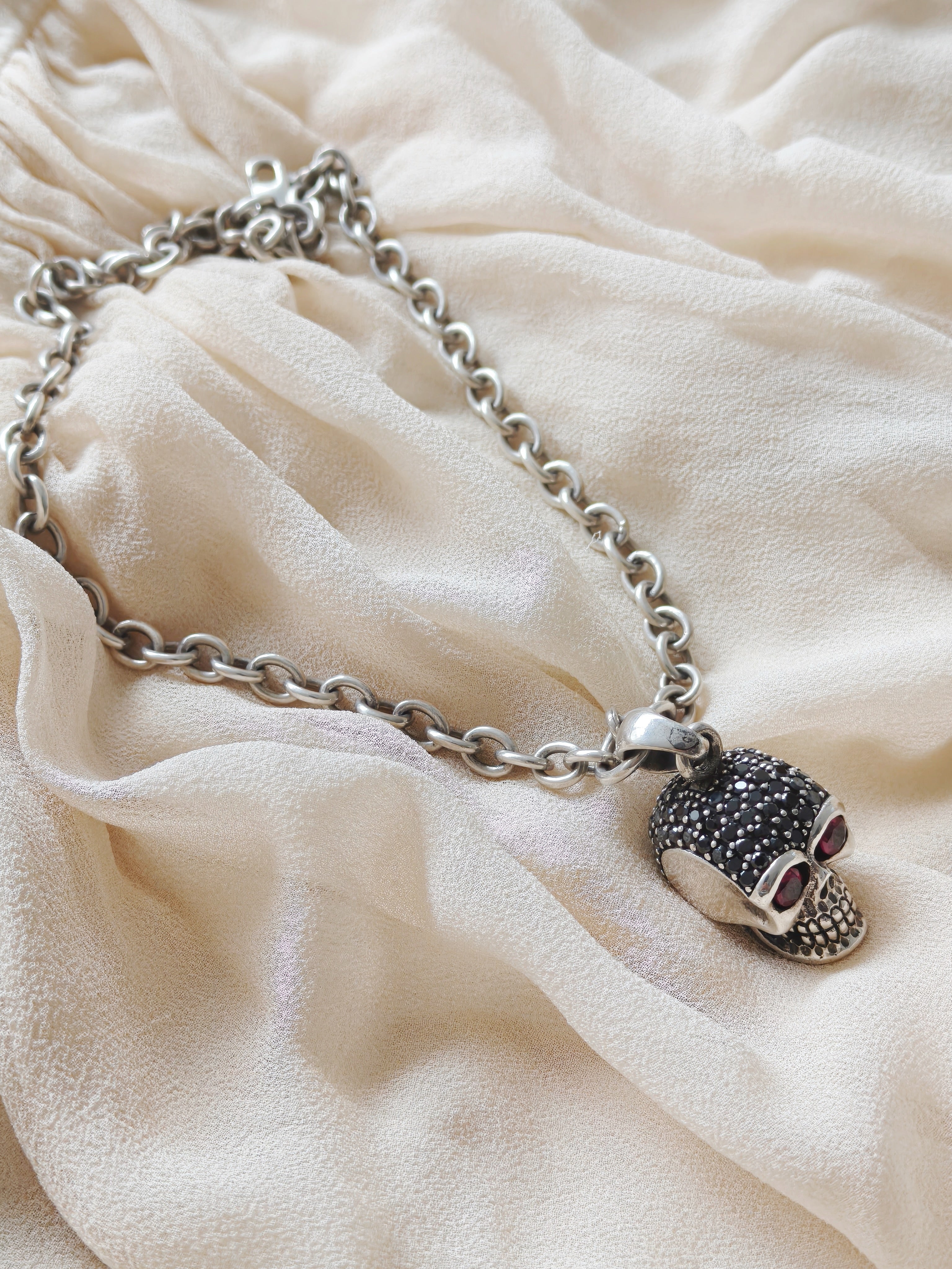 Sterling Silver Skull Pendant Necklace