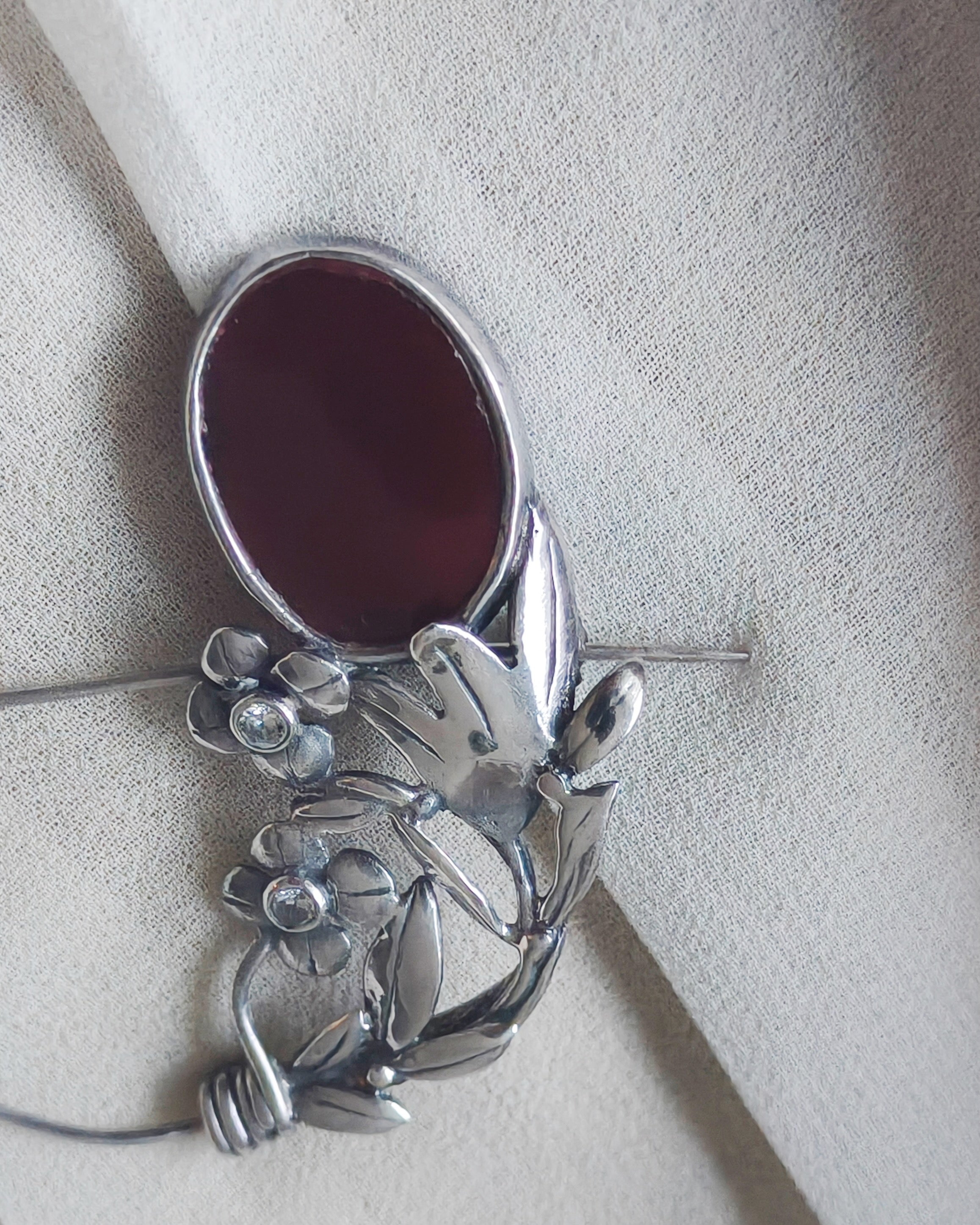Vintage Sterling Silver Carnelian Floral Safety-Pin Brooch
